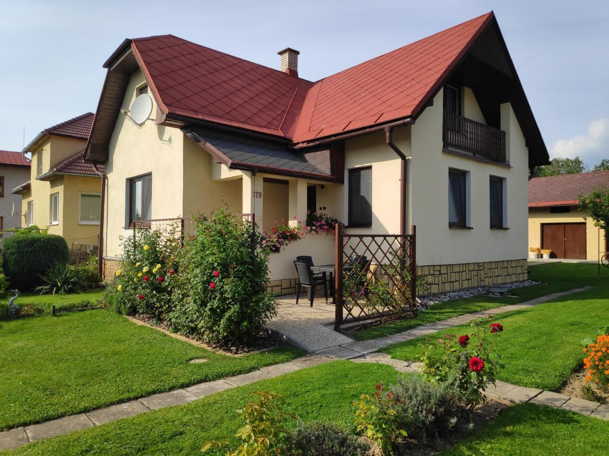 Holiday Home Liptovsky Peter Liptovsky Hradok Ngoại thất bức ảnh