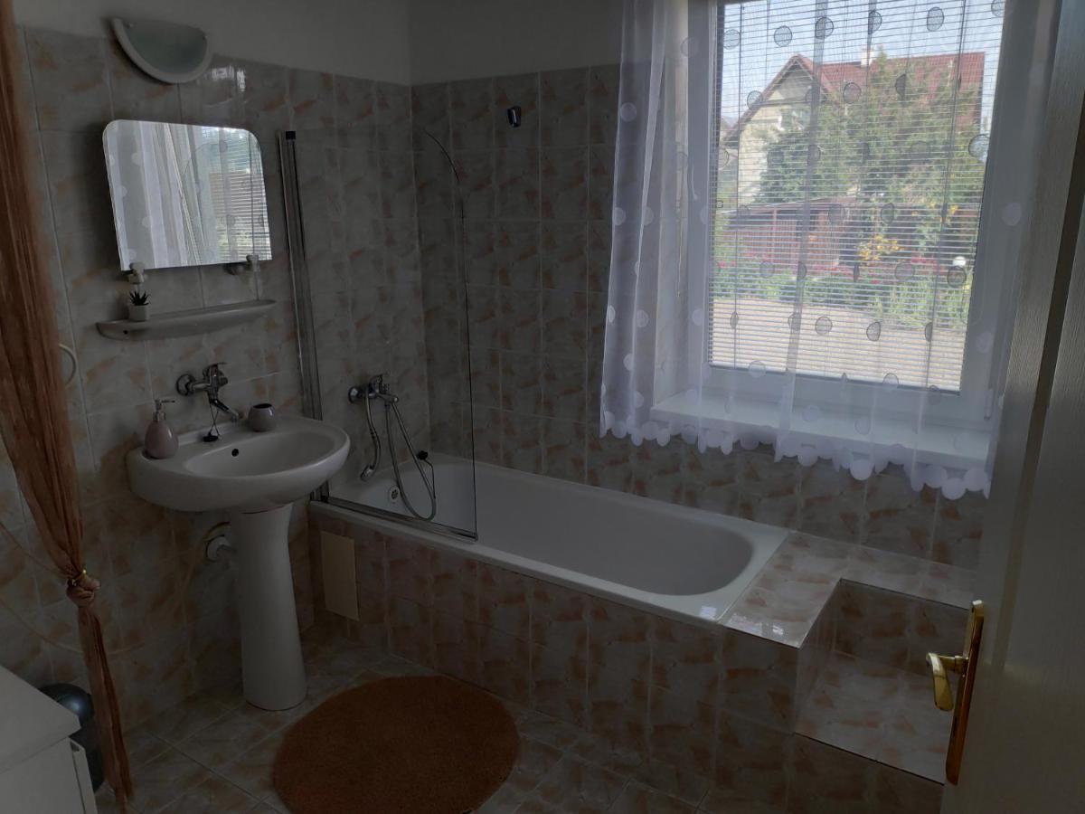 Holiday Home Liptovsky Peter Liptovsky Hradok Ngoại thất bức ảnh
